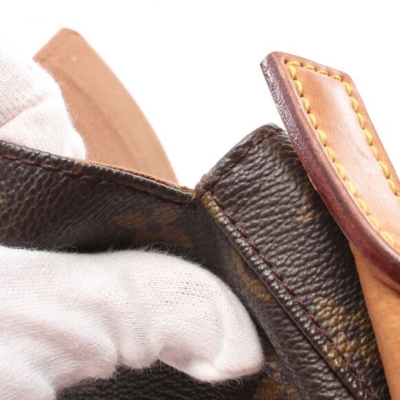 Louis Vuitton Mini Looping Monogram Handbag - Picture 6 of 6